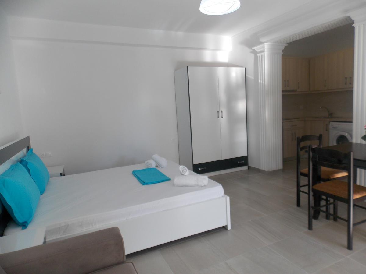 Elvin Apartments Sarandë Exteriör bild